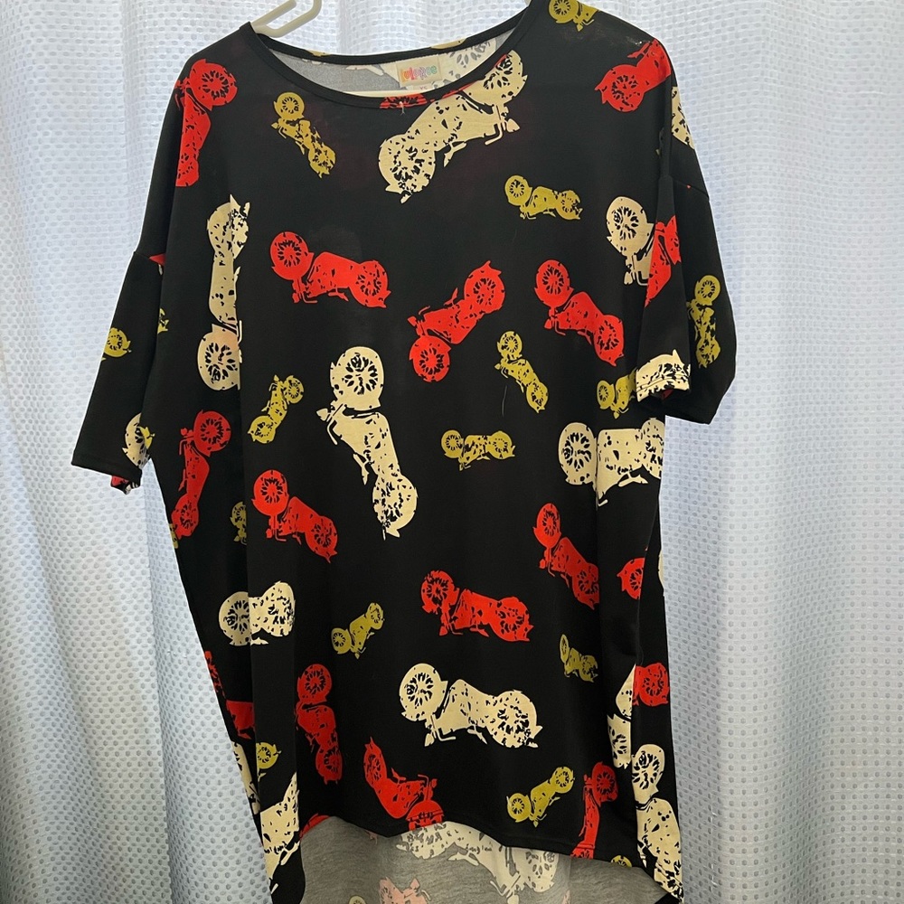 LulaRoe shirt